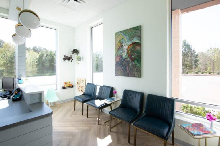 mint leaf dentist office near raleigh 768x512