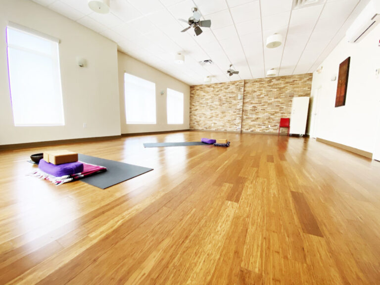 yoga connection yoga studio smithfield 768x576