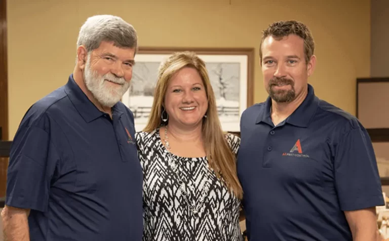 a1 pest control services team 768x476