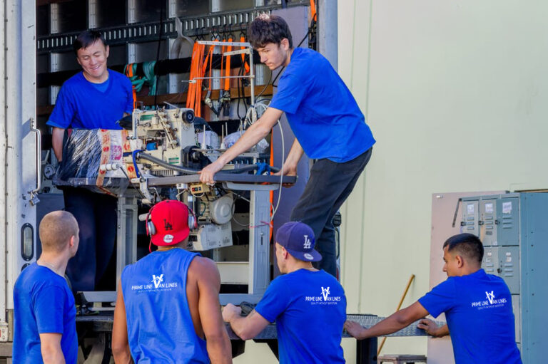 los angeles residential movers 768x511