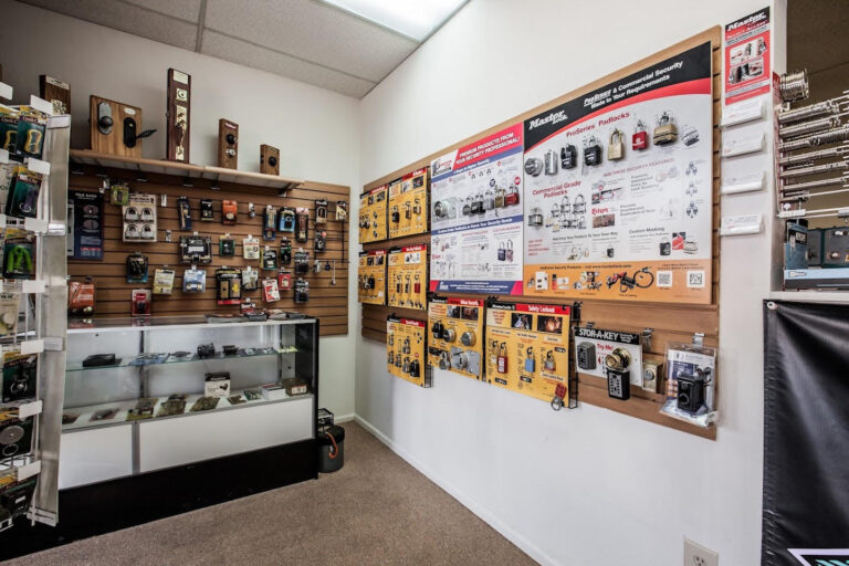 o6t2yA4357IZWaGqkfYGEurHLpIDgW7BLgxavon4 768x512