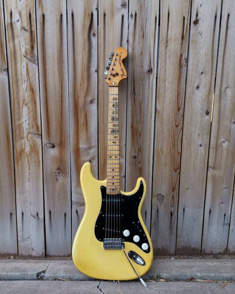 Joe s vintage guitar 7 768x960